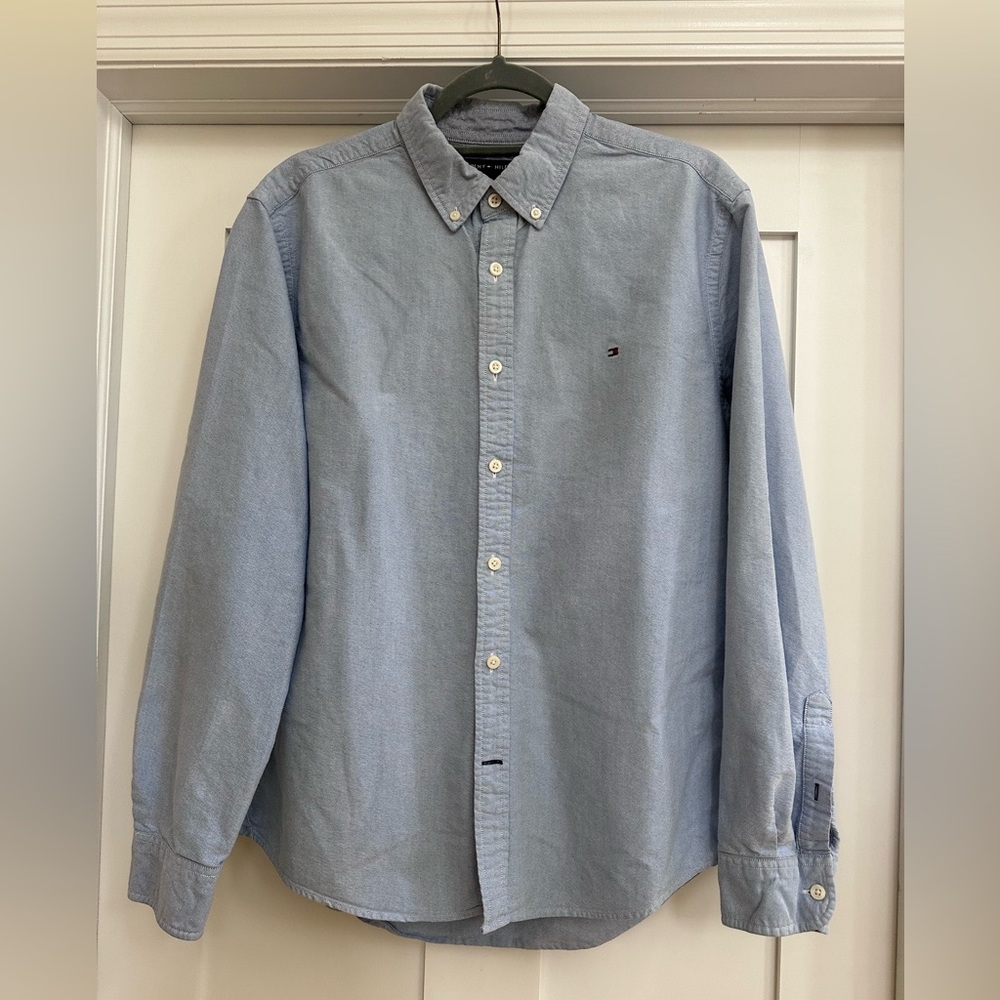 Tommy Hilfiger Men’s Oxford Button Down Shirt.